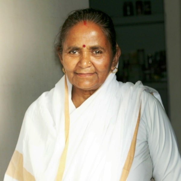 Gulab Devi Wiki, Age, Husband, Family, Biography & More