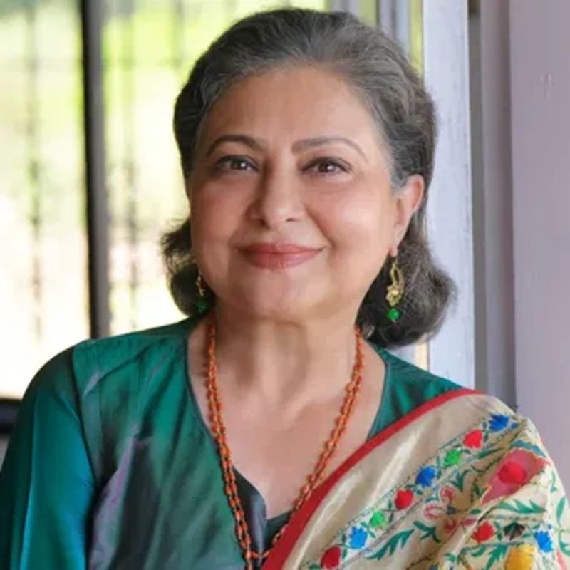Smita Jayakar Wiki, Age, Husband, Family, Biography & More